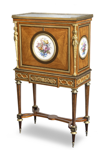 <b>Außergewöhnlicher Sécretaire-à-Abattant</b>