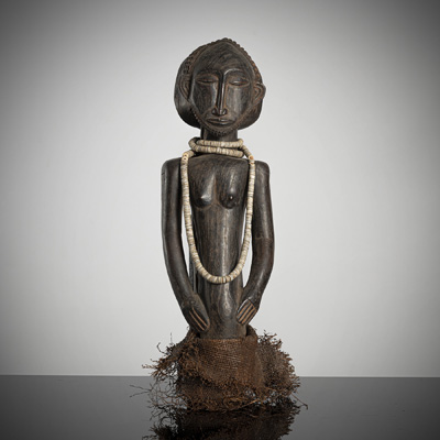 <b>Stehende männliche Ahnenfigur</b>
