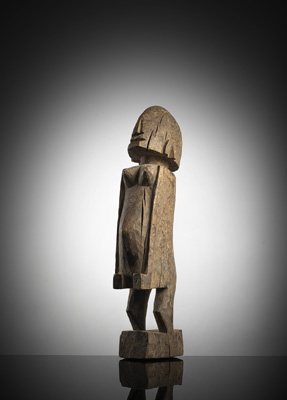 <b>Stehende Figur</b>