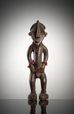 <b>Stehende Figur</b>