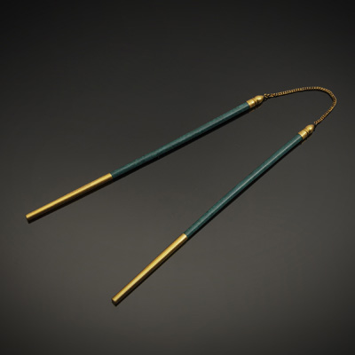 <b>Paar Essstäbchen teils in Gold gearbeitet</b>