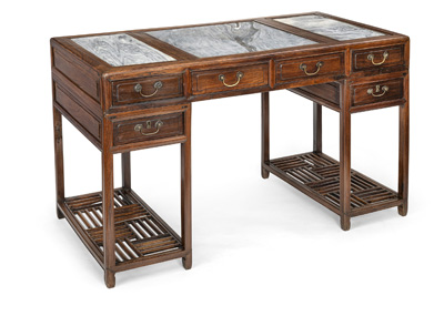 <b>Dreiteiliger Huanghuali-Partner-Schreibtisch mit eingelegten Marmorplatten</b>