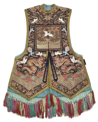 <b>Zeremonieller Umhang mit Rangabzeichen (buzi) für eine Dame</b>