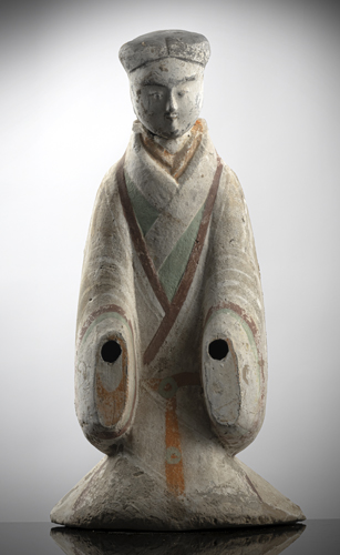 <b>A PAINTED POTTERY FIGURE OF A KNEELING COURT ATTENDANT</b> <b>A PAINTED POTTERY FIGURE OF A KNEELING COURT ATTENDANT</b>