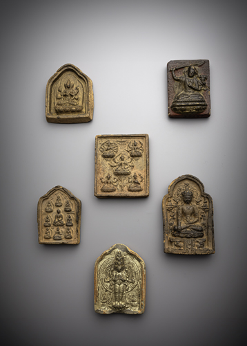 <b>Eighteen tsha tsha from the Hans Leder Collection and the Umlauff Collection, Hamburg</b>