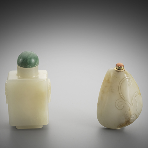 <b>Two jade snuff bottles, one in pebble shape with chilong</b> <b>Two jade snuff bottles, one in pebble shape with chilong</b>