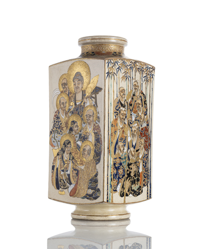 <b>Four-sided Satsuma vase with fine decoration of Buddhist figures, bamboo and splendid brocade patterns</b>