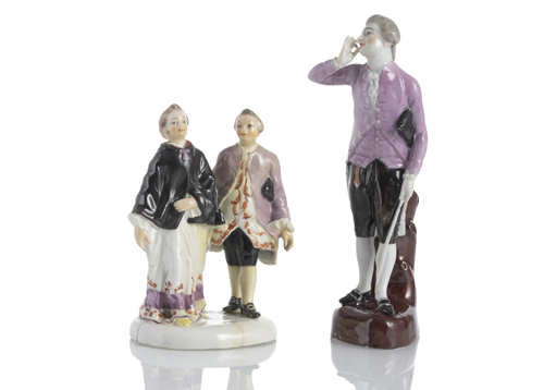 <b>Spazierendes Paar und Kavalier</b>