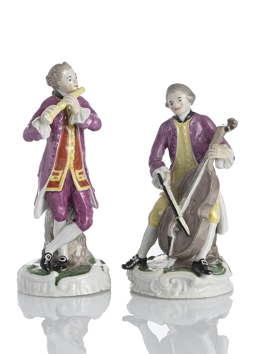 <b>Cellist und  Querflötenspieler aus einer Orchestergruppe</b>