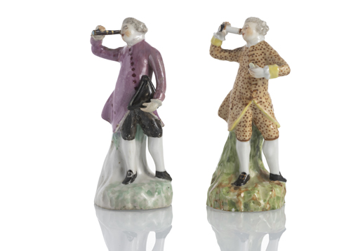 <b>Zwei Miniaturfiguren</b>