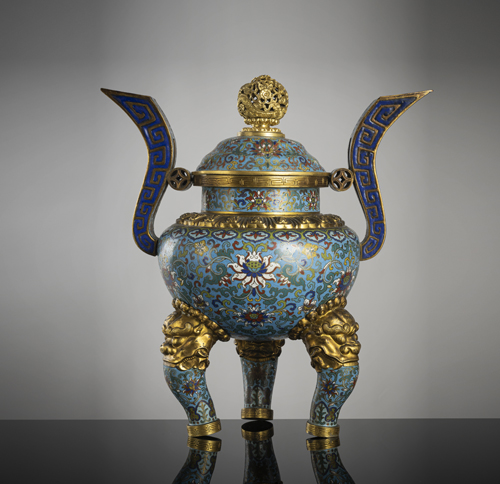 <b>A large part-gilt cloisonné incense burner on three curved legs and lid</b>