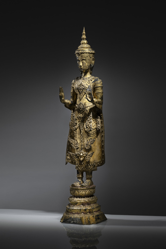 <b>A GILT- AND BLACK-LACQUERED BRONZE FIGURE OF BUDDHA PAREE</b>