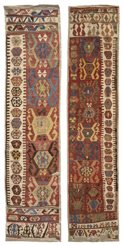 <b>Zwei rotgrundige Schlitz-Kelim-Bahnen</b>