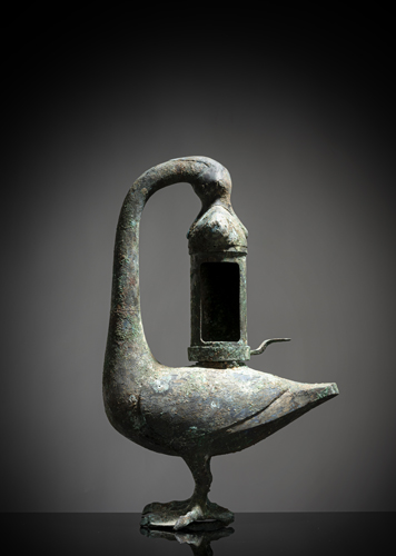 <b>A BRONZE LANTERN IN THE SHAPE OF A WILD GOOSE</b>
