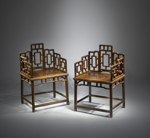 <b>A pair of openwork back armchairs</b>