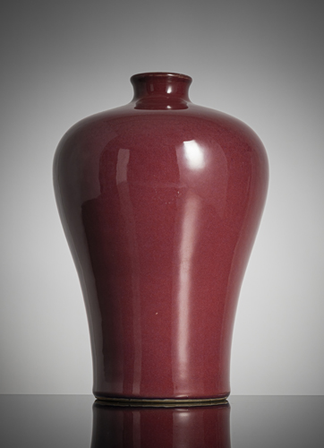 <b>A purple-red glazed porcelain meiping</b>