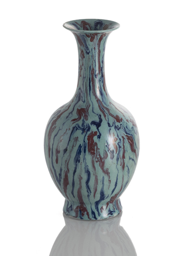 <b>An unusual vase with marbled glaze in turquoise, red and blue</b>