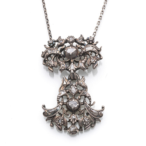 <b>Historischer Anhänger aus Silber</b>