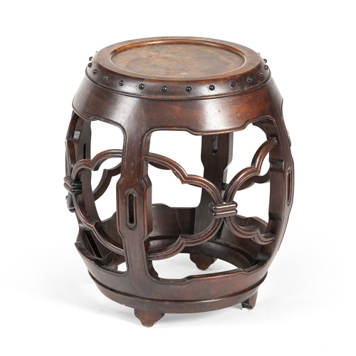 <b>A drum-shaped stool with burl wood inlay</b> <b>A drum-shaped stool with burl wood inlay</b>