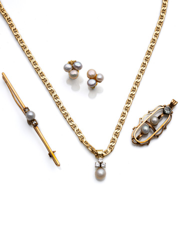 <b>Goldschmuck Konvolut mit Perlen</b>