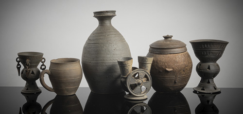 <b>Six stoneware vessels, some with ash glaze</b>