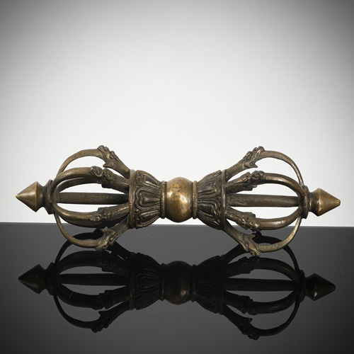 <b>A BRONZE DIAMOND SCEPTRE, VAJRA</b>