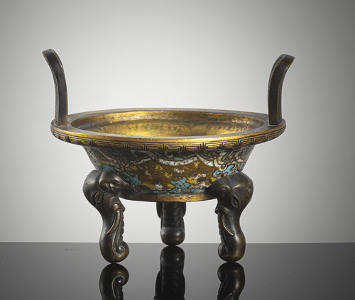 <b>A Cloisonné incense burner with elephant heads</b>