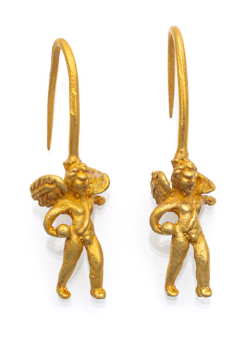 <b>Paar antike Ohrgehänge mit Eroten</b>