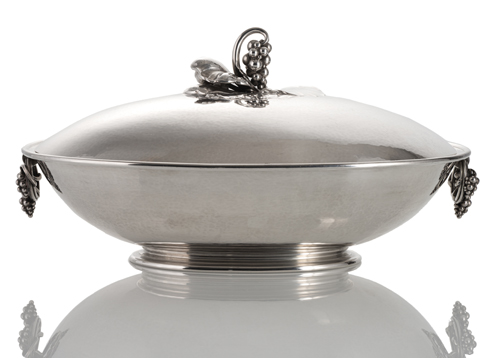 <b>Georg Jensen Silber-Deckelterrine No. 408</b>