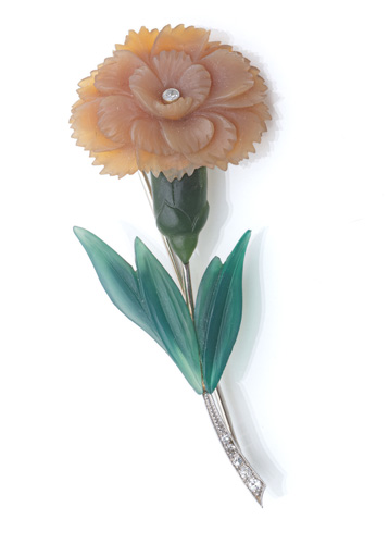 <b>Liebesbrosche in Form einer Nelke</b>