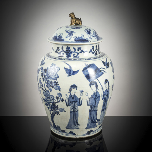 <b>A large blue and white porcelain figural vase and cover</b>