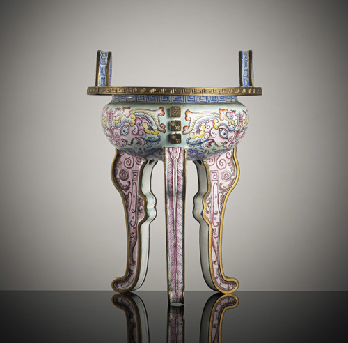 <b>A fine enamel incense burner on three high feet in the shape of a 'ding'</b>