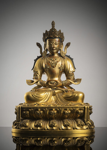 <b>A rare Imperial gilt-lacquered bronze figure of Amitayus</b>