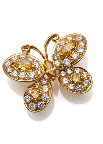 <b>DIAMOND PENDANT CLIP