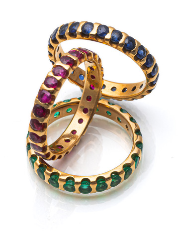 <b>THREE COLOURED GEMSTONE MEMOIRE RINGS</b> <b>THREE COLOURED GEMSTONE MEMOIRE RINGS</b>