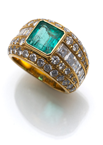 <b>EMERALD RING</b> <b>EMERALD RING</b>
