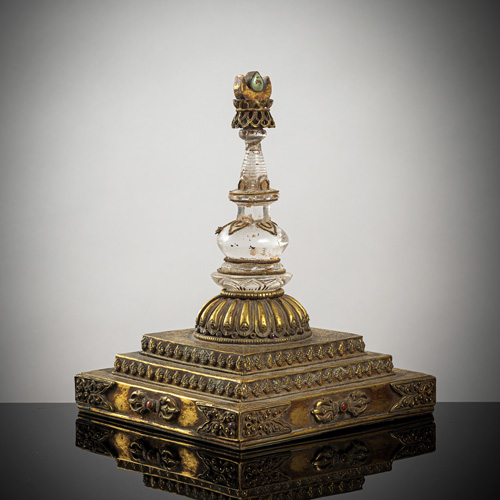 <b>A ROCK-CRYSTAL AND GILT-COPPER STUPA</b>