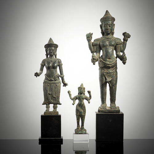 <b>Three bronze deities</b>