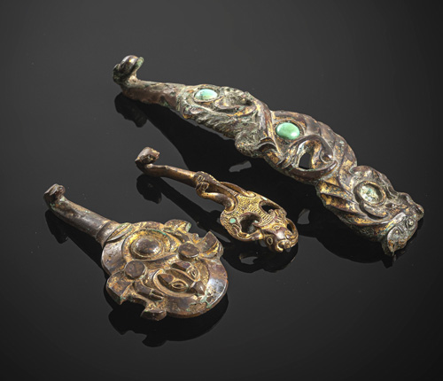 <b>Three fine gilt-bronze belt hooks</b>