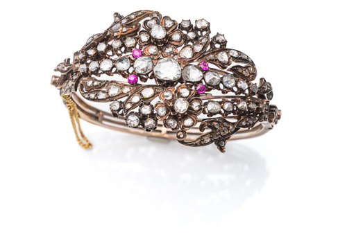 <b>Historischer Armreif</b>