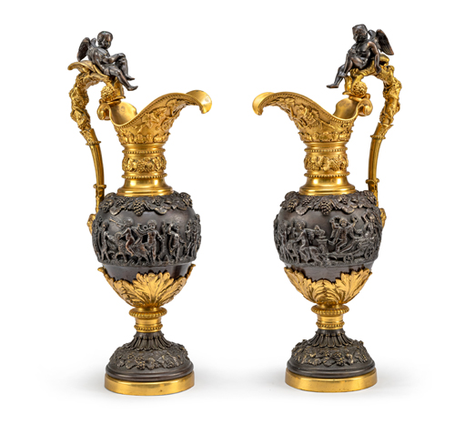 <b>Paar große Napoleon III Bronze-Kannen</b>