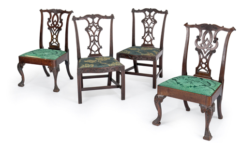 <b>Zwei Paar Chippendale Stühle</b>