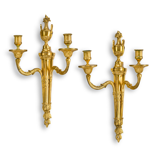 <b>Paar Wand-Appliken im Stil Louis XVI</b>