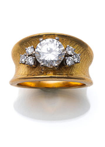 <b>Außergewöhnlicher Brillant Ring</b>