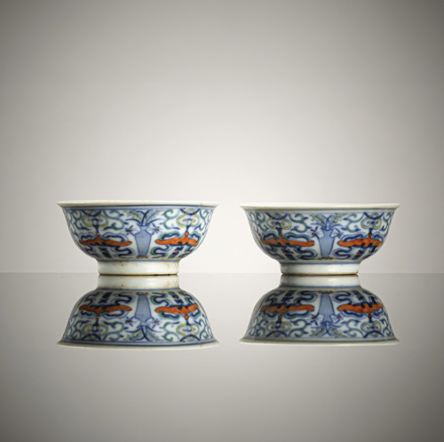 <b>A pair of fine 'Doucai' porcelain wine goblets</b> <b>A pair of fine 'Doucai' porcelain wine goblets</b>