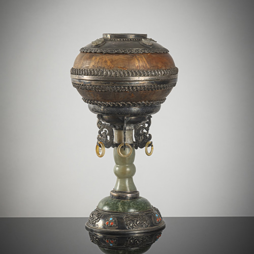 <b>Fine vessel  'dou'</b>