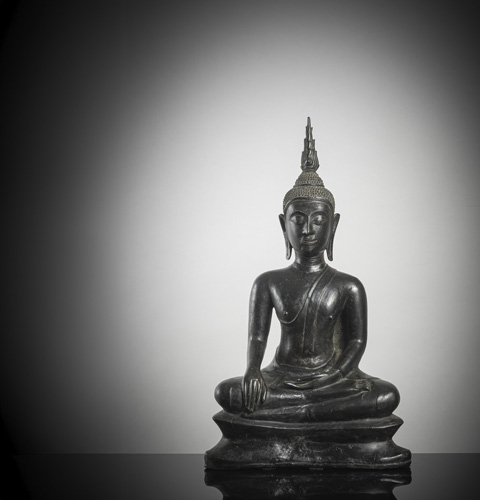 <b>A bronze figure of Buddha Shakyamuni</b>