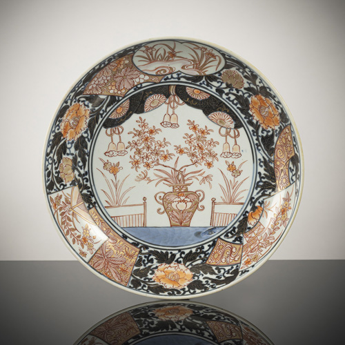 <b>An 'Imari' porcelain dish decorated with a vase with flowering branches</b>