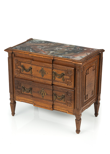<b>Louis XVI Miniaturkommode</b>