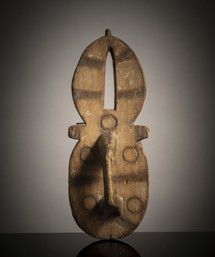 <b>Zoomorphe Maske aus Holz</b>
